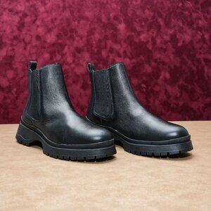 Linea Paolo Women Black Leather Fashion Comfortable Chelsea Boots sz 7.5
